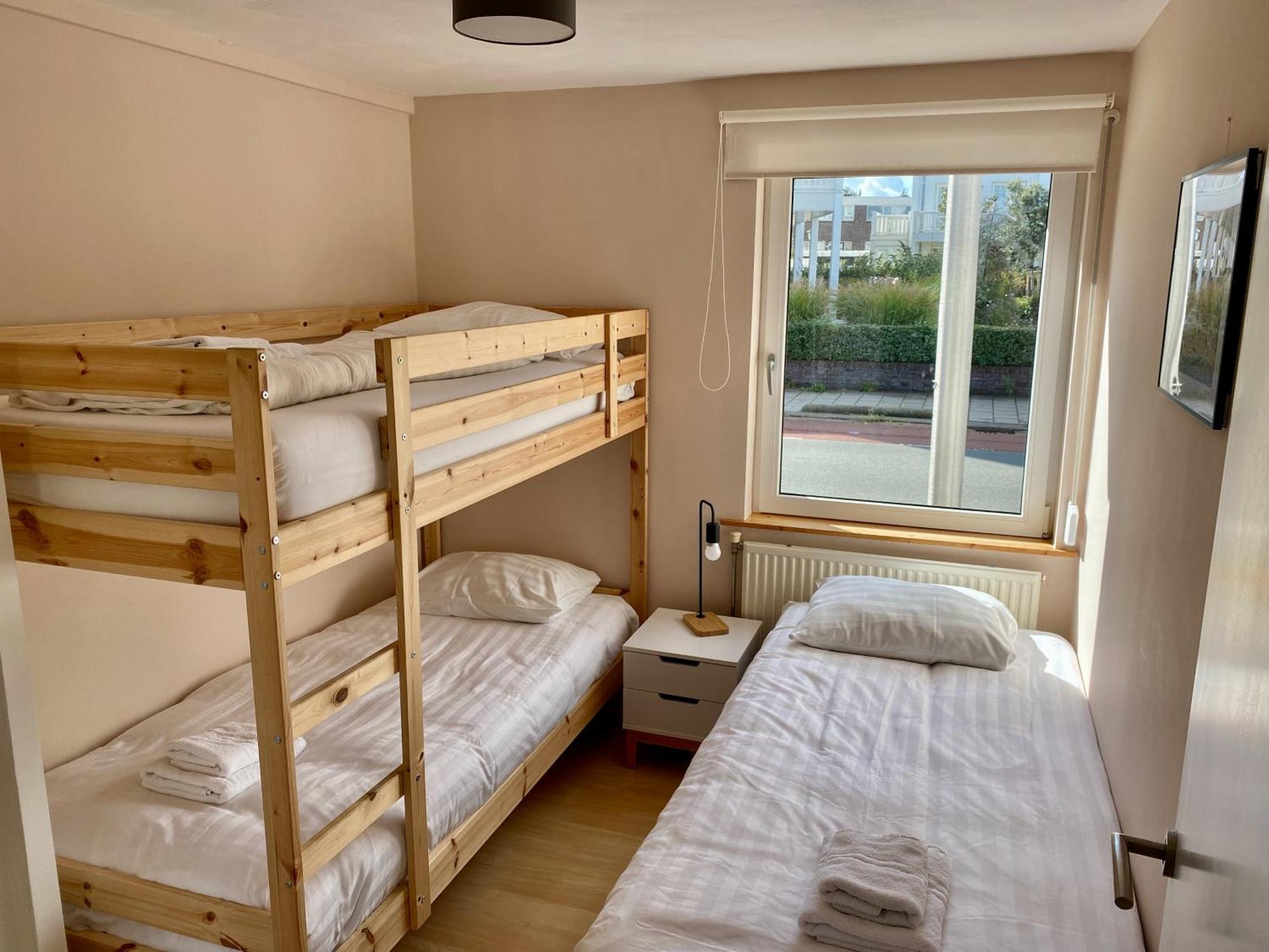 זנדוורט Spacious Family Holiday Home מראה חיצוני תמונה